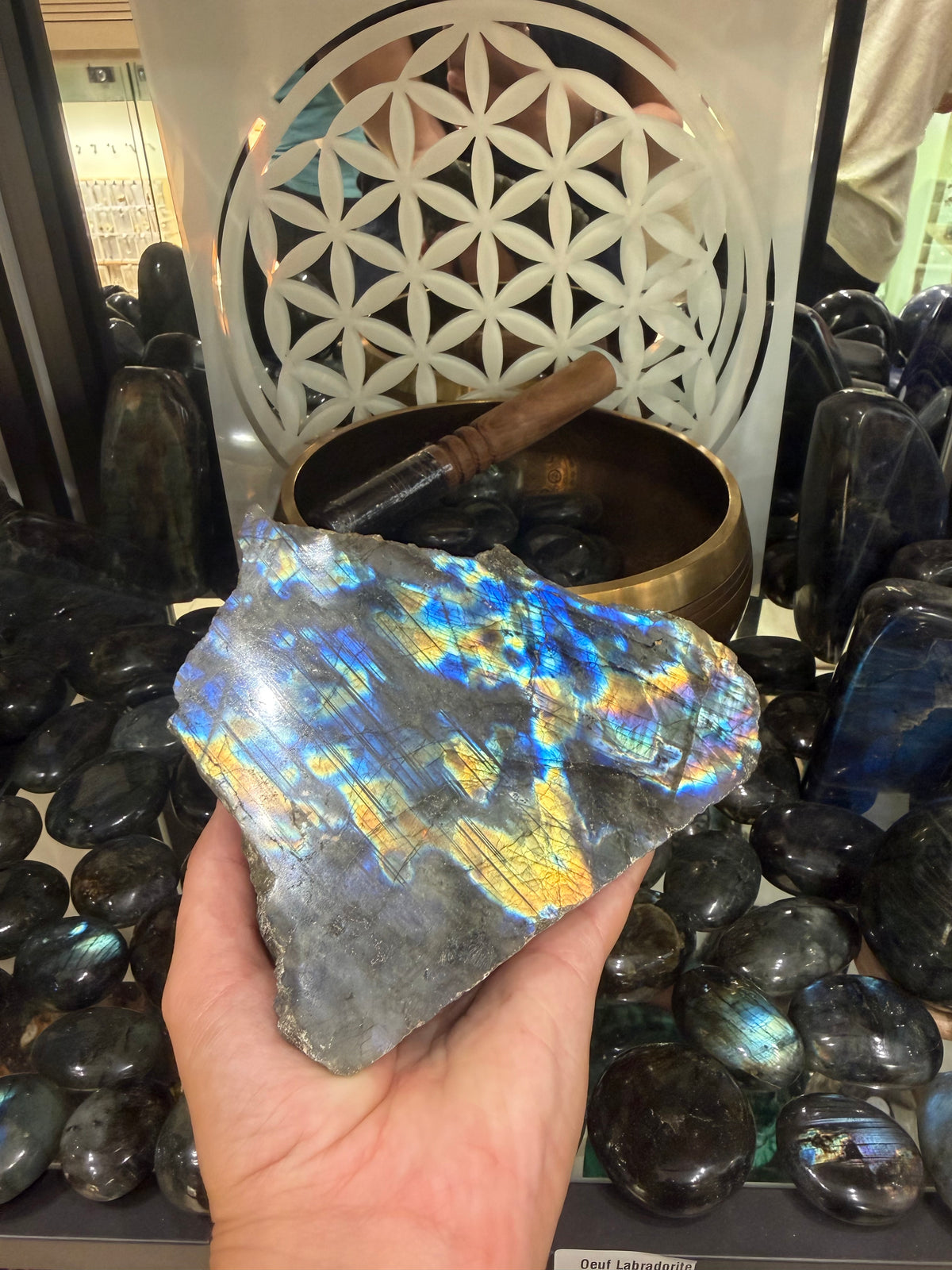 Pierre Labradorite brute #3
