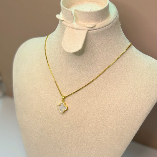 Collier Fleur D'Elise Blanche