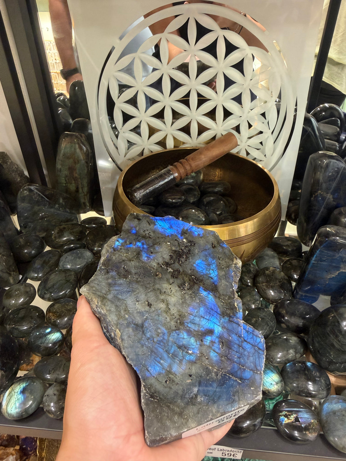 Pierre Labradorite brute #4