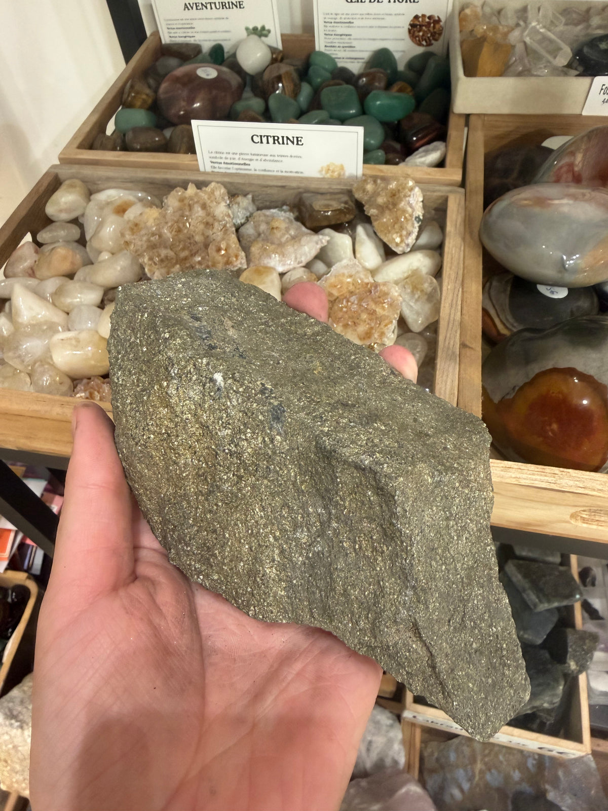 Pierre Pyrite naturelle #1