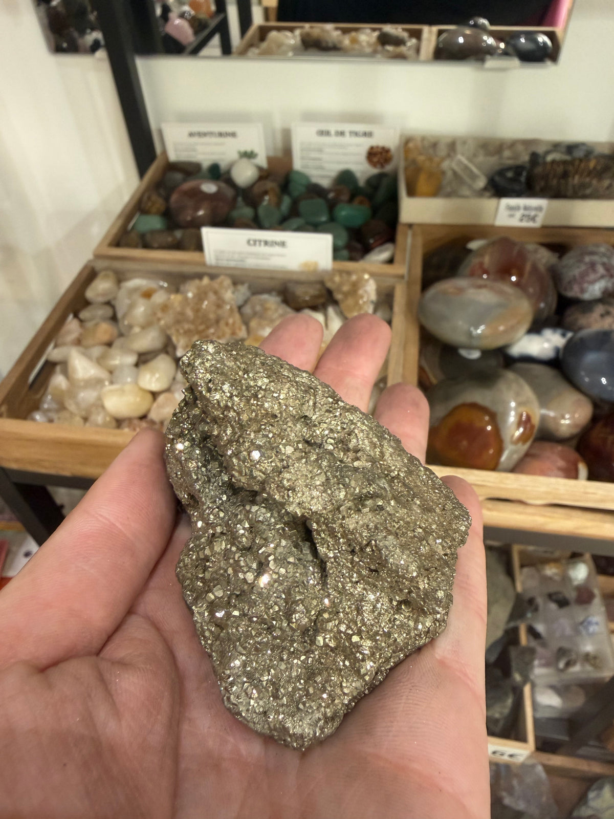 Pierre Pyrite naturelle #3