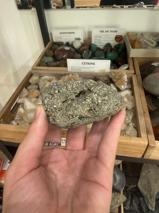 Pierre Pyrite naturelle #7