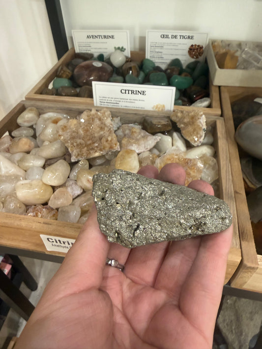 Pierre Pyrite naturelle #10