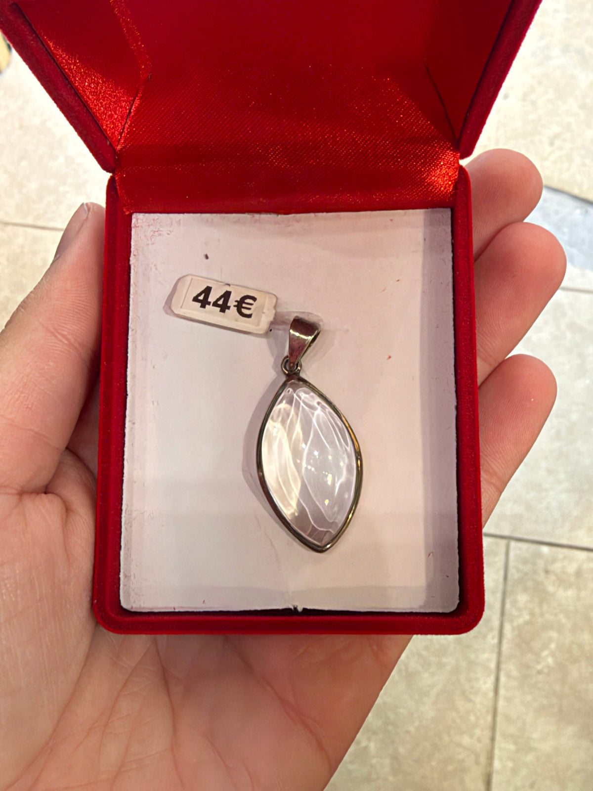 Pendentif en cristal de roche #3